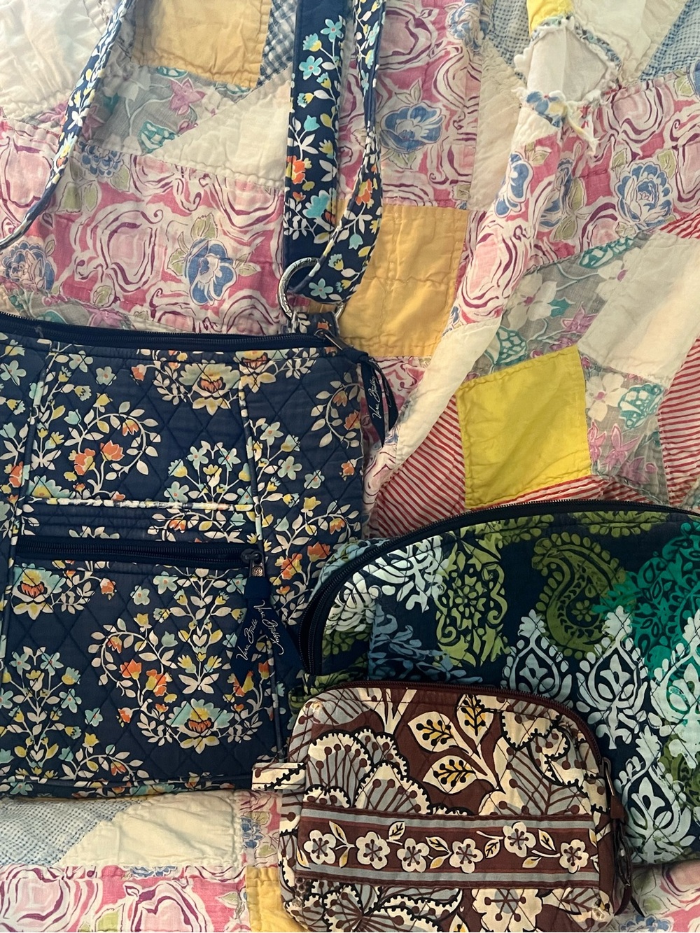3 vintage Vera Bradley Floral Quilted Crossbody Trio of Patterned Pouches - Picture 2 of 14